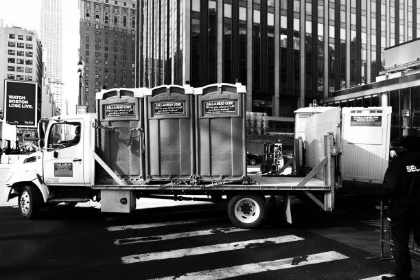 Best Luxury portable toilet rental  in Gardende, AL